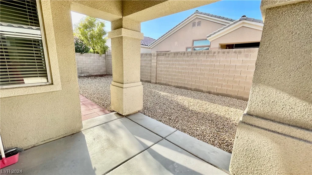 7398 Shelbourne, Las Vegas, NV 89113