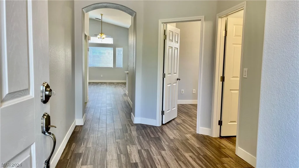 7398 Shelbourne, Las Vegas, NV 89113