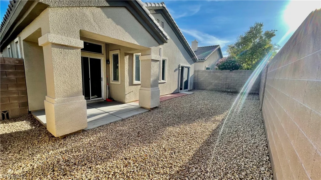 7398 Shelbourne, Las Vegas, NV 89113