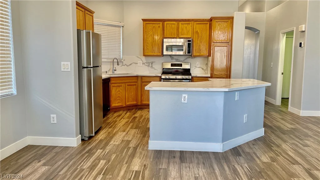7398 Shelbourne, Las Vegas, NV 89113