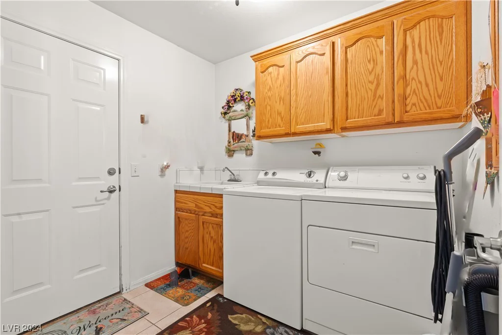 1631 Blackhorn, Pahrump, NV 89048