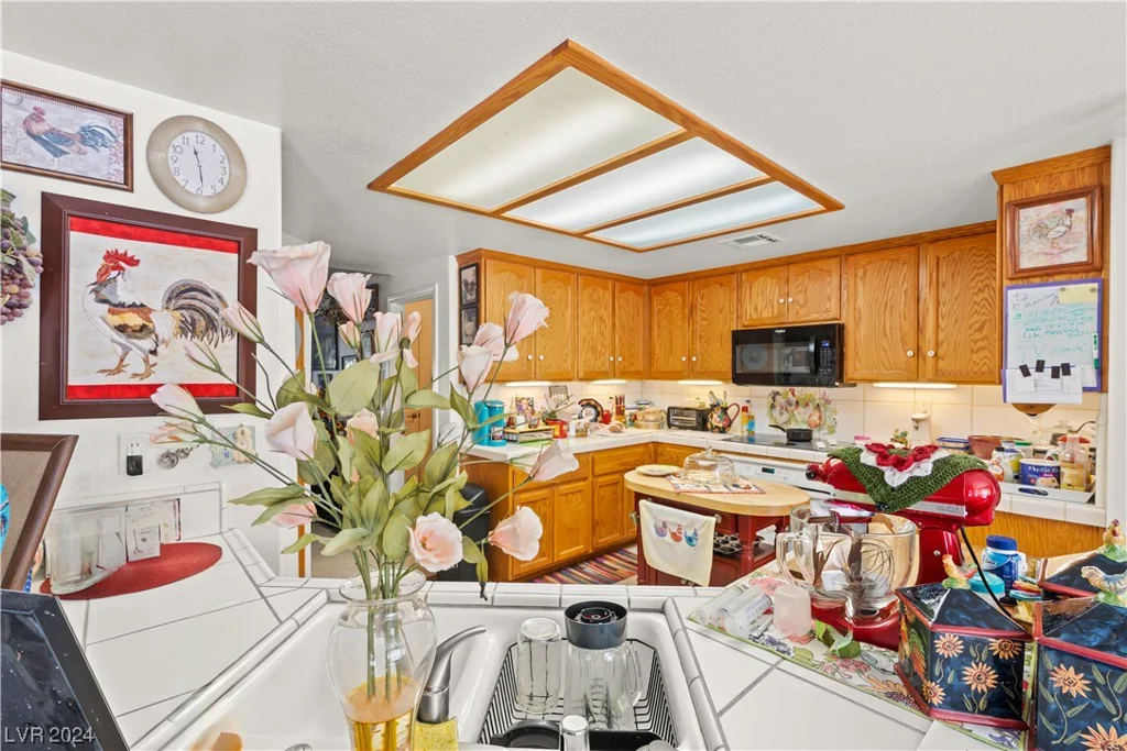 1631 Blackhorn, Pahrump, NV 89048