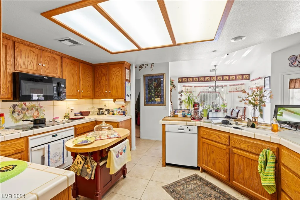 1631 Blackhorn, Pahrump, NV 89048