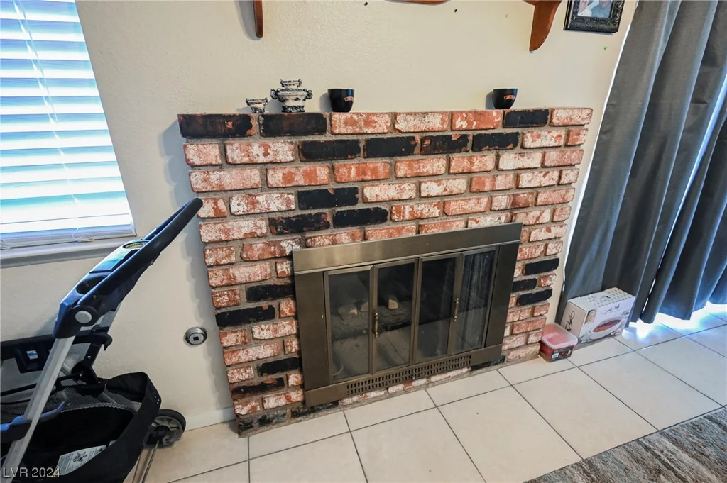 6568 Gazelle, Las Vegas, NV 89108