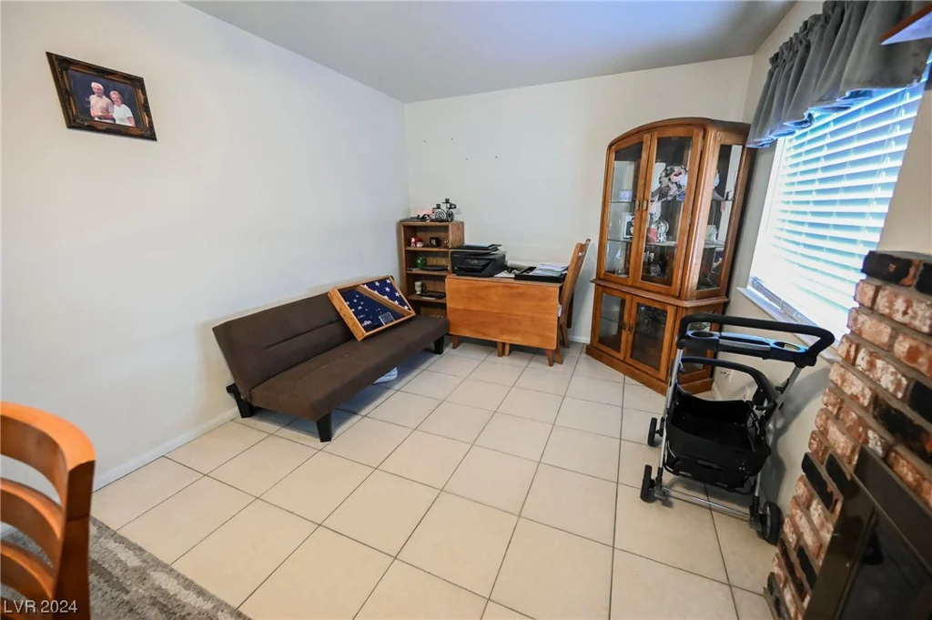 6568 Gazelle, Las Vegas, NV 89108
