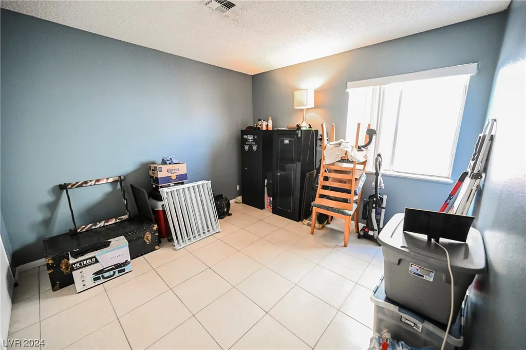 6568 Gazelle, Las Vegas, NV 89108