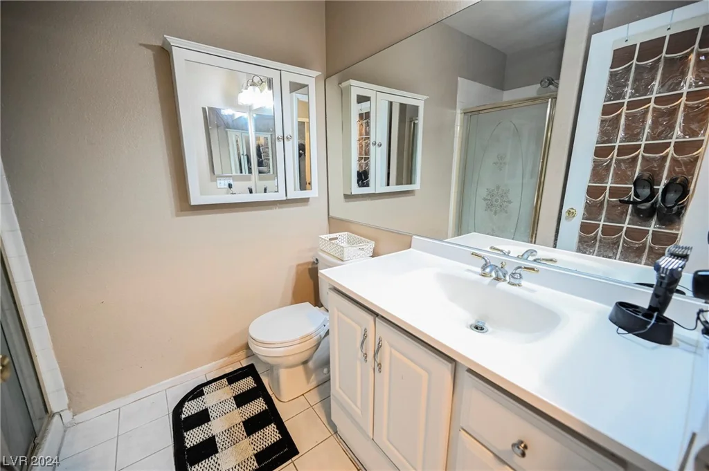 6568 Gazelle, Las Vegas, NV 89108