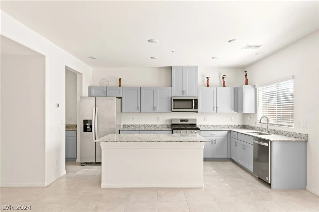 10947 Meridian Fields, Las Vegas, NV 89166