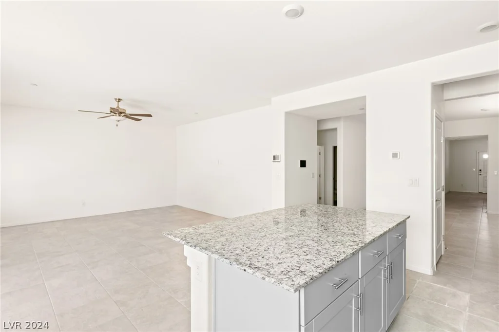 10947 Meridian Fields, Las Vegas, NV 89166