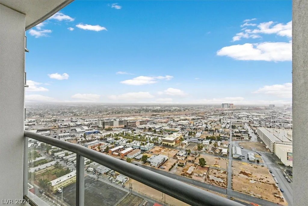 200 Sahara, Las Vegas, NV 89102