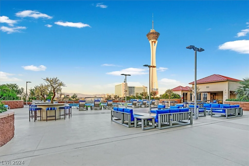 200 Sahara, Las Vegas, NV 89102