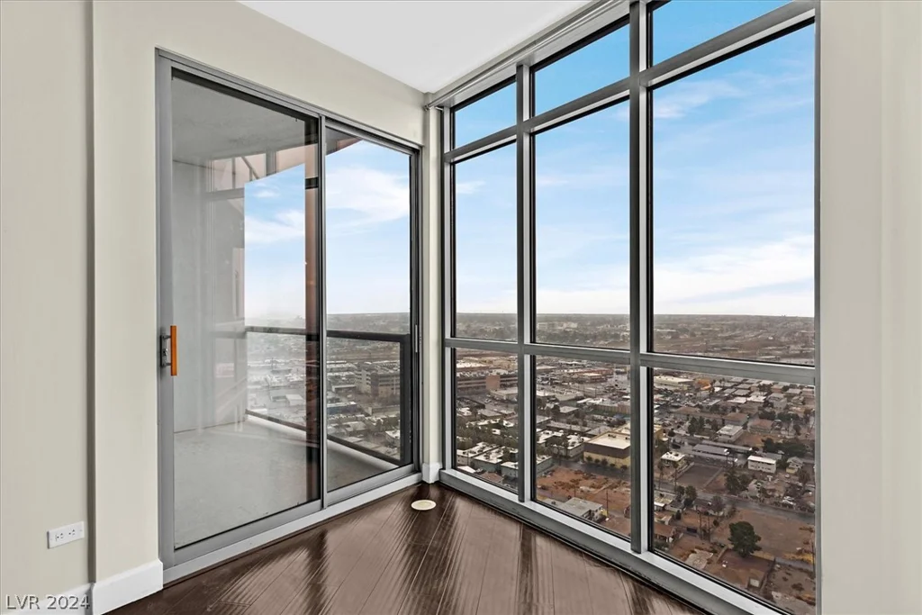 200 Sahara, Las Vegas, NV 89102