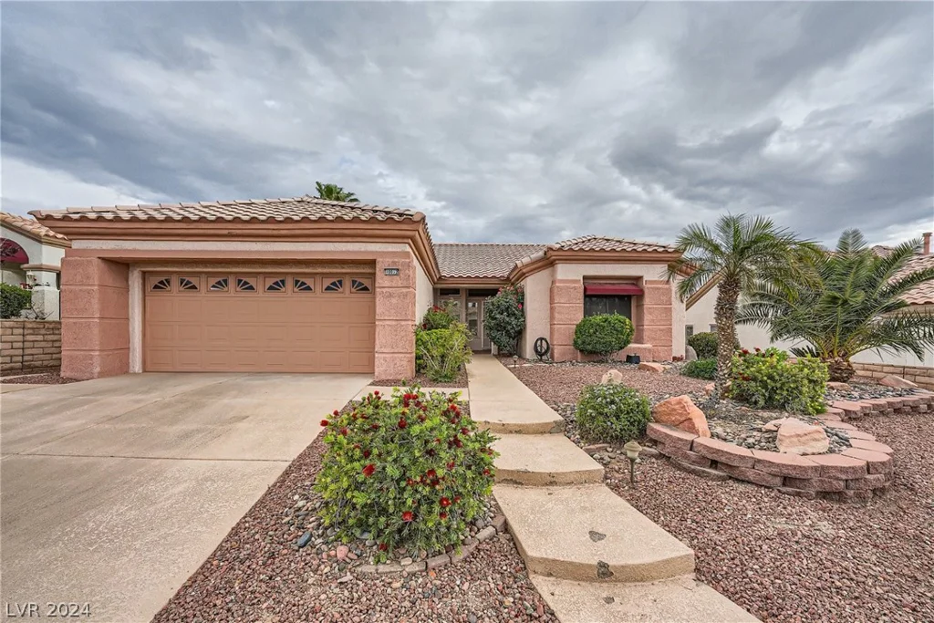 10032 Netherton, Las Vegas, NV 89134