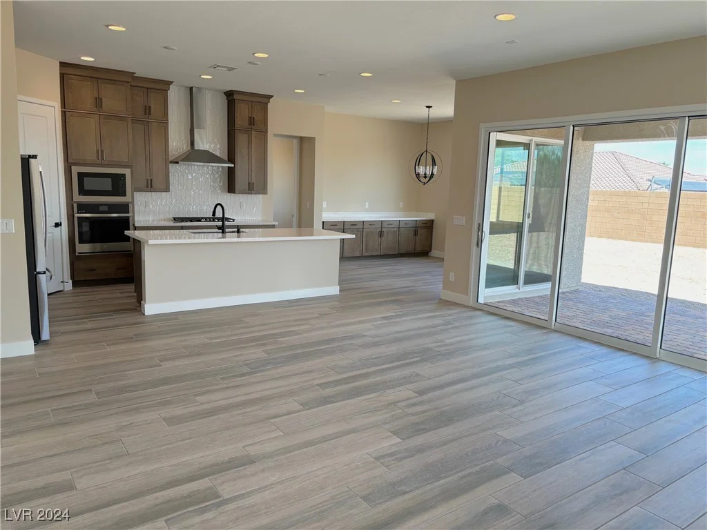 9166 Chandler Bloom, Las Vegas, NV 89139