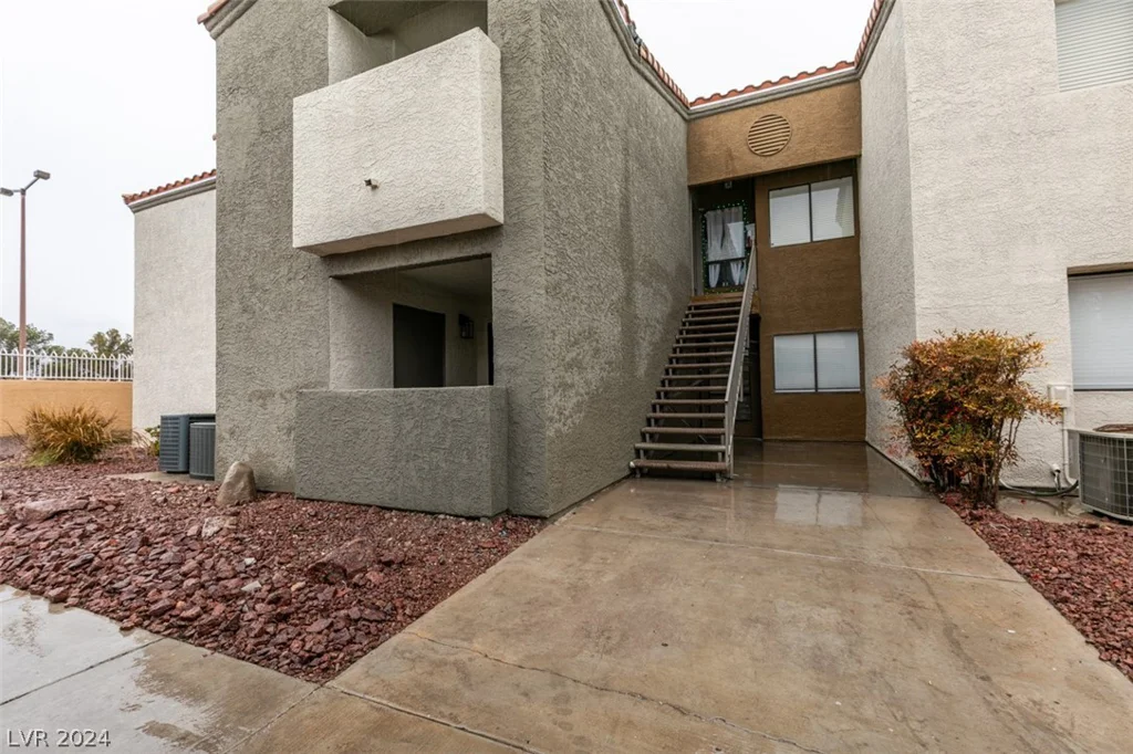 3151 Soaring Gulls, Las Vegas, NV 89128