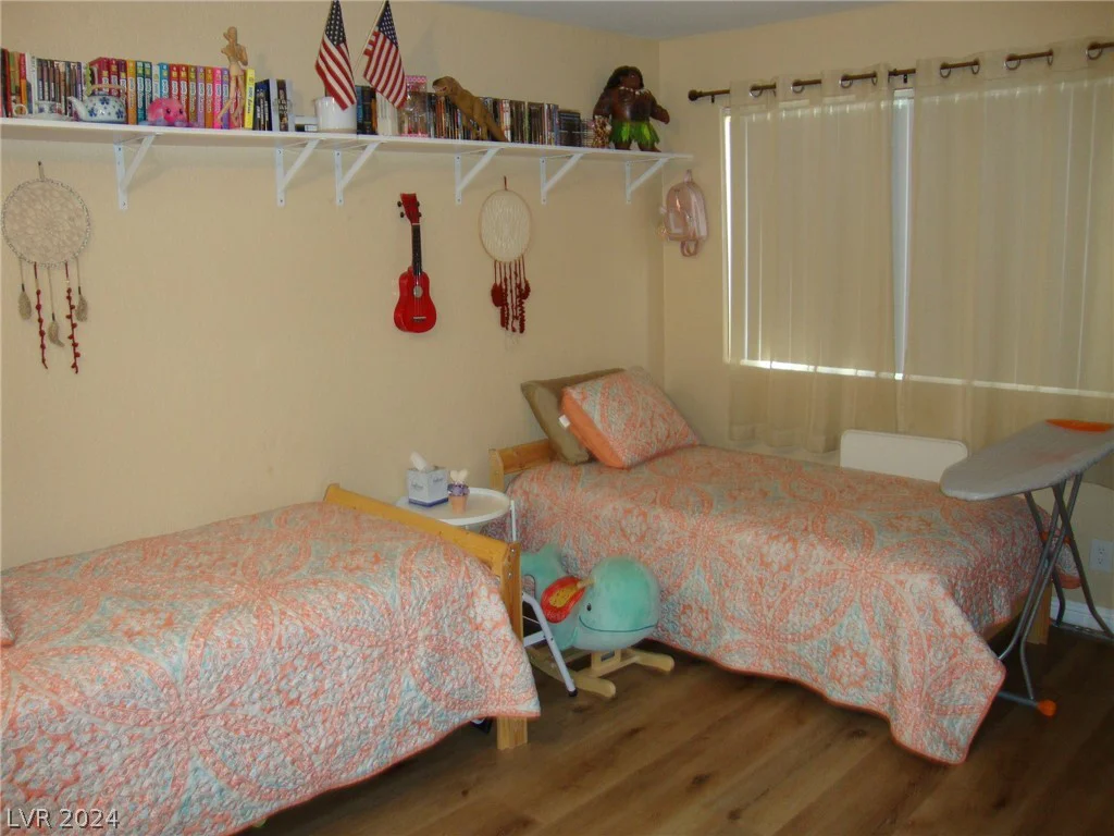5068 Rainbow, Las Vegas, NV 89118