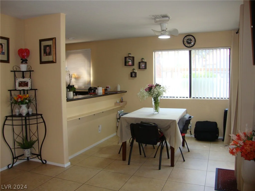 5068 Rainbow, Las Vegas, NV 89118