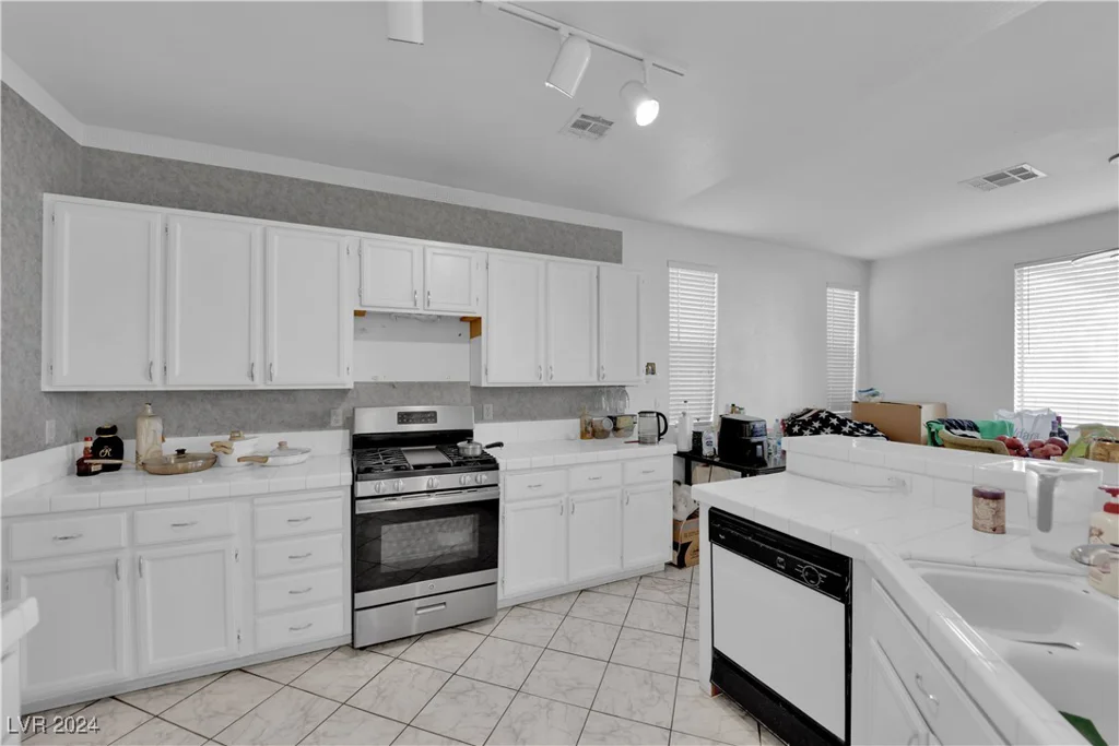 5790 Native Dancer, Las Vegas, NV 89113