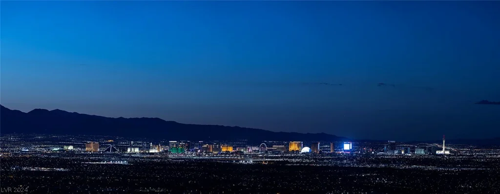 555 Rock Peak, Henderson, NV 89012