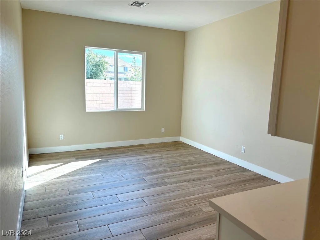 10096 Goff Grove, Las Vegas, NV 89183