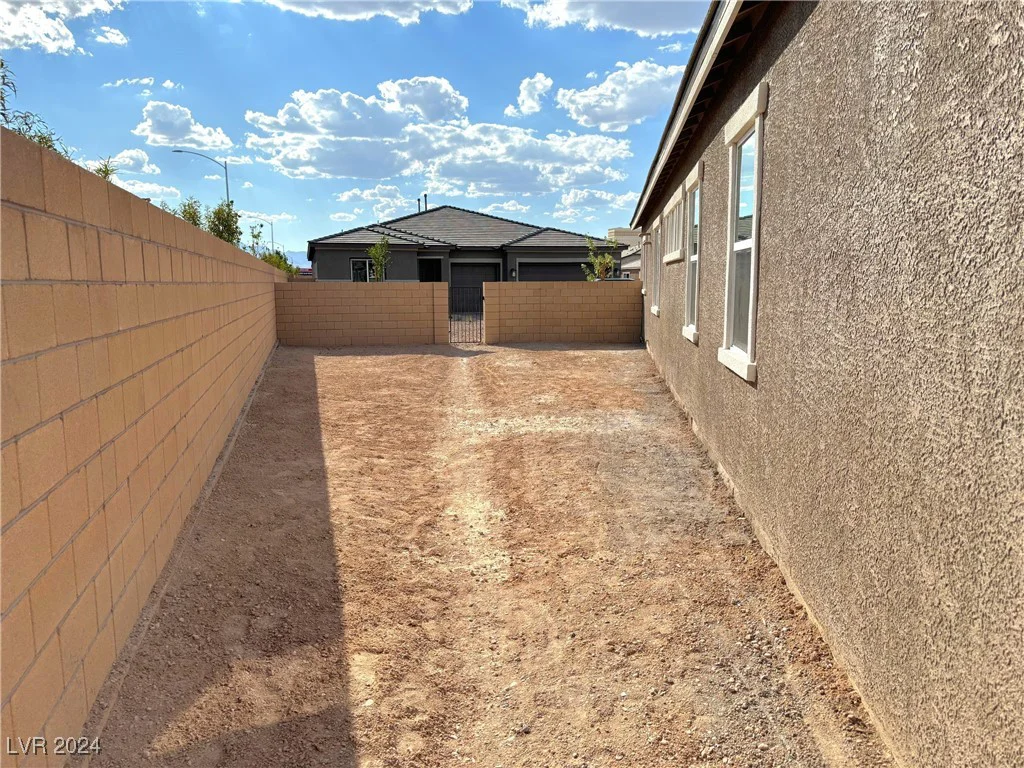 10096 Goff Grove, Las Vegas, NV 89183