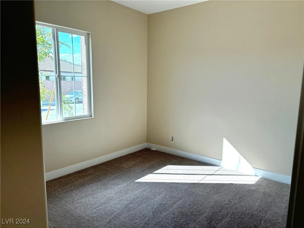 10096 Goff Grove, Las Vegas, NV 89183