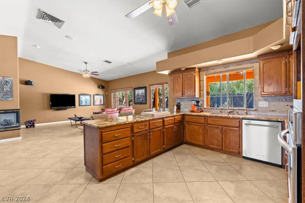 423 Cannes, Henderson, NV 89015