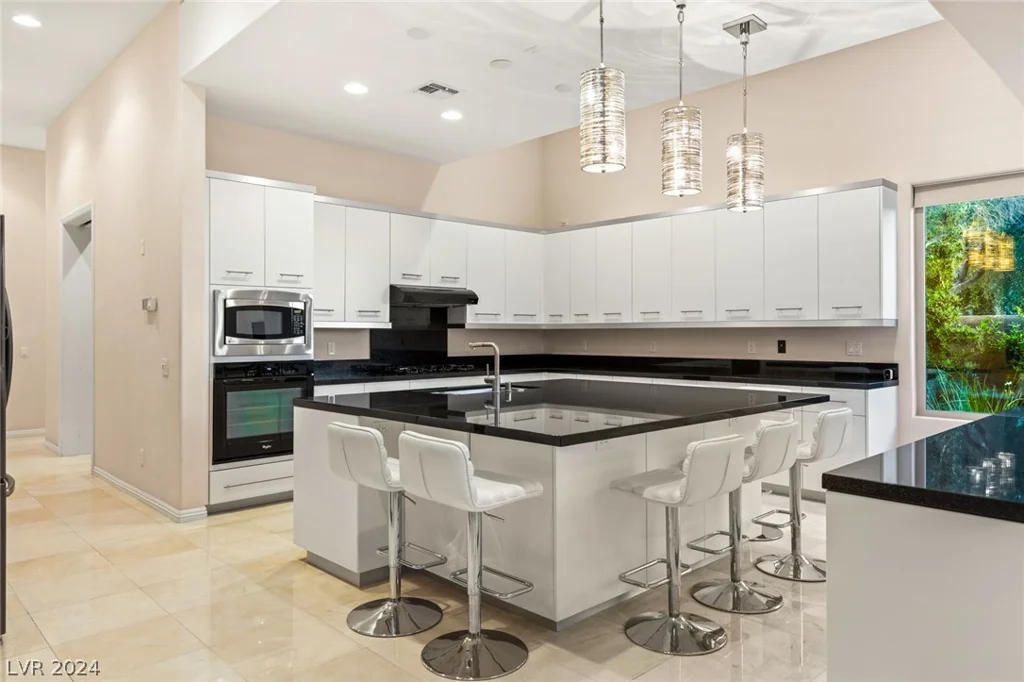 12 CANOA HILLS, Henderson, NV 89052