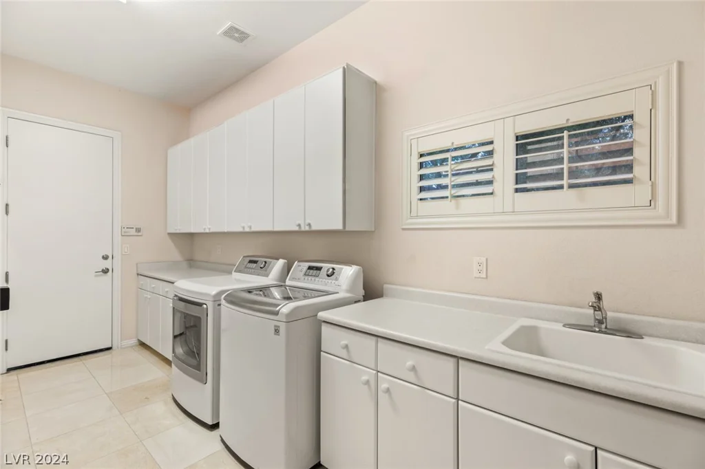 12 CANOA HILLS, Henderson, NV 89052