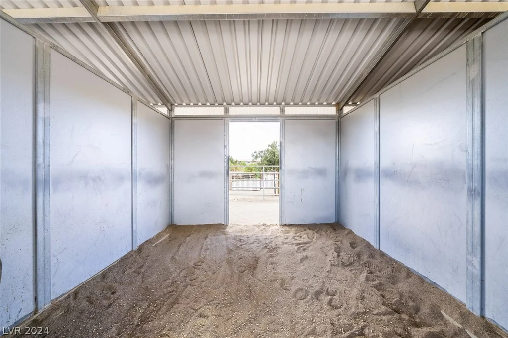 Wounded Horse Trail, Las Vegas, NV 89161