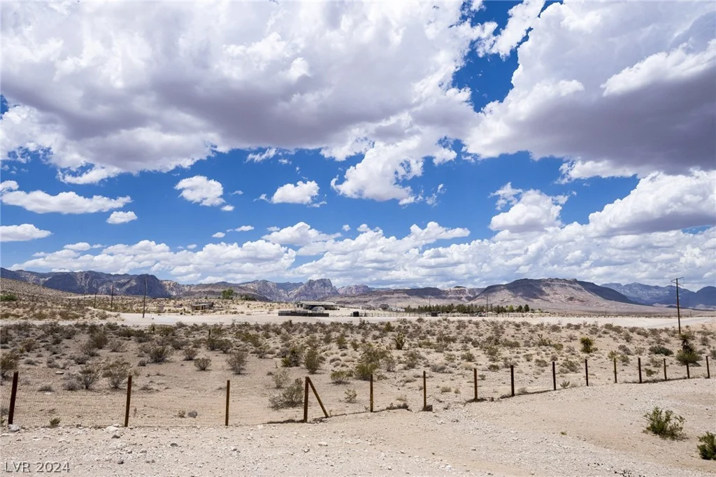 Wounded Horse Trail, Las Vegas, NV 89161