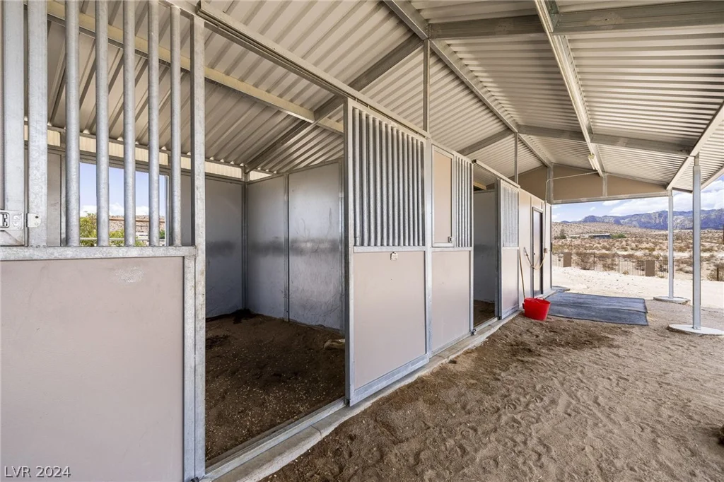 Wounded Horse Trail, Las Vegas, NV 89161