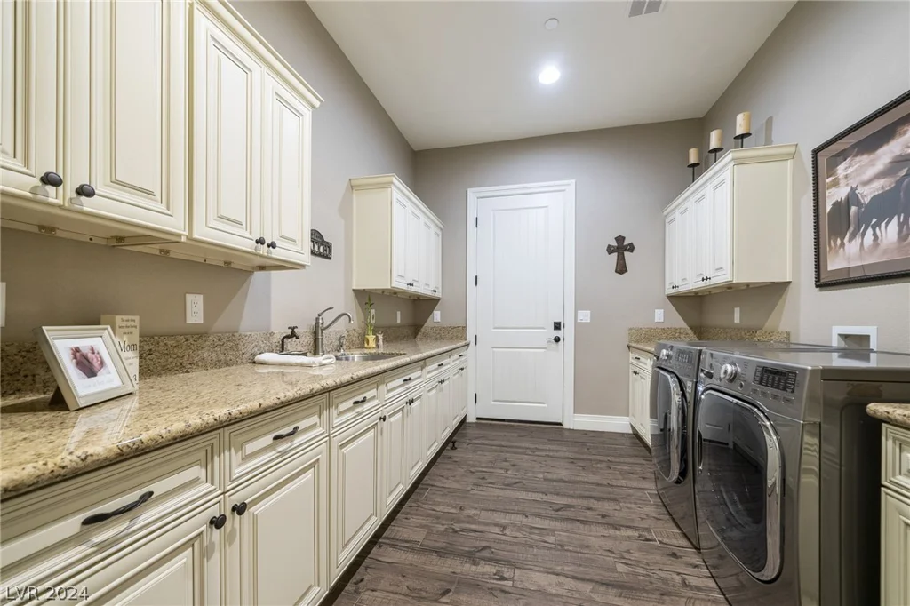 0 West Torino, Las Vegas, NV 89161