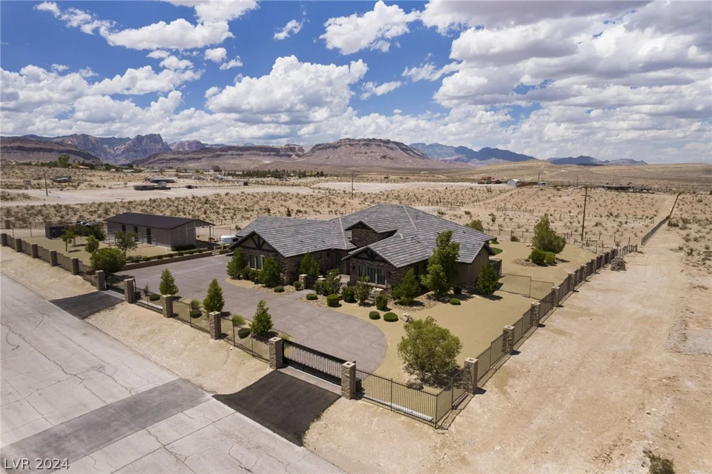 11320 Torino, Las Vegas, NV 89161