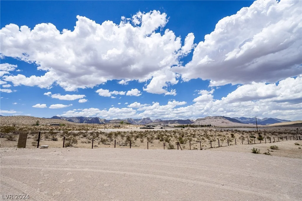 11320 Torino, Las Vegas, NV 89161