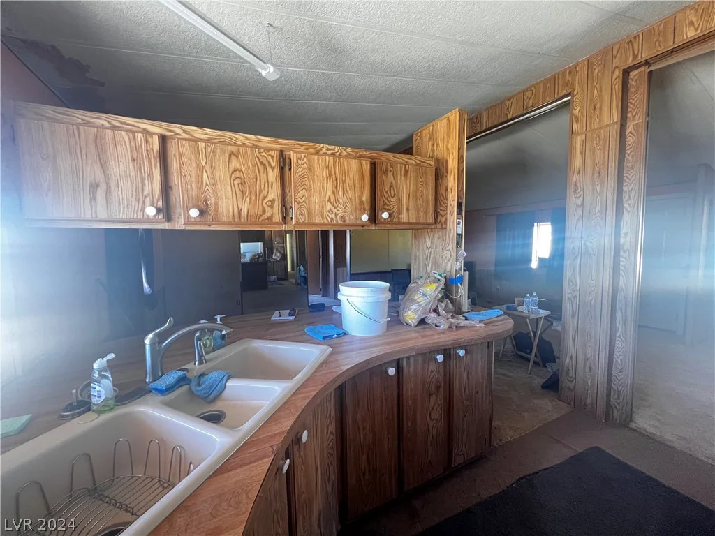 4051 Barney, Pahrump, NV 89060