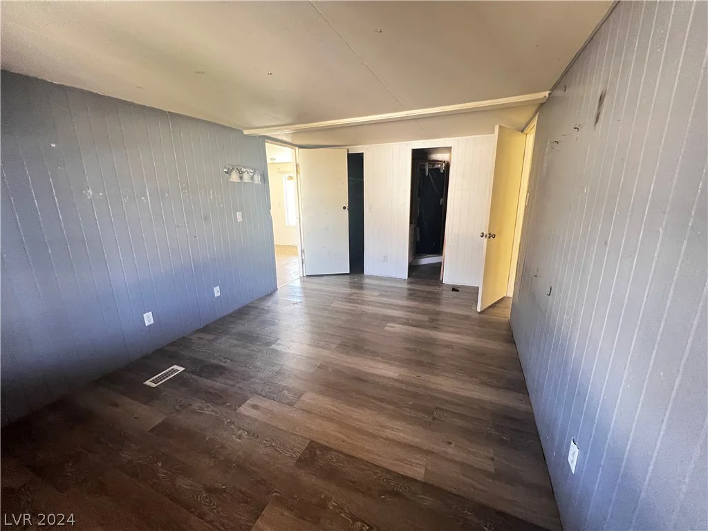 4051 Barney, Pahrump, NV 89060