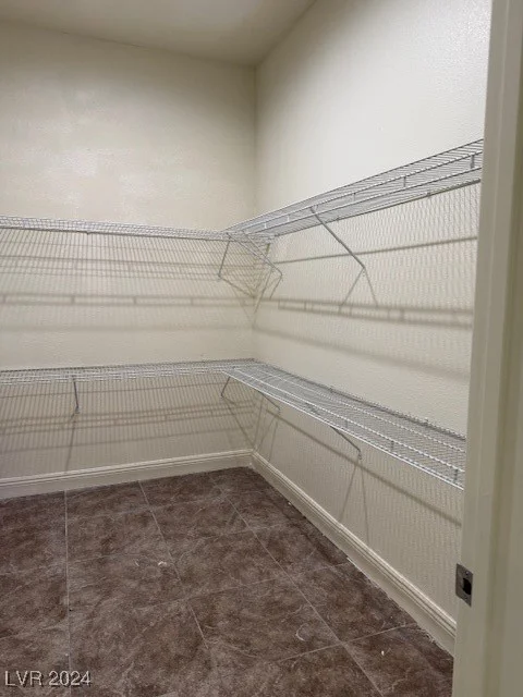 2085 Saratoga, Las Vegas, NV 89146