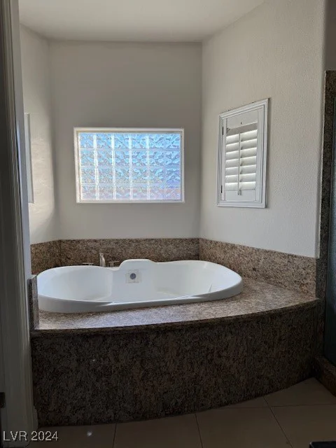 2085 Saratoga, Las Vegas, NV 89146