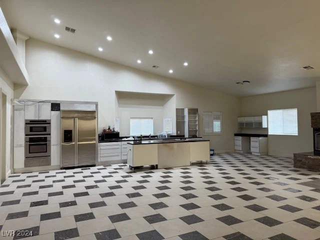 2085 Saratoga, Las Vegas, NV 89146