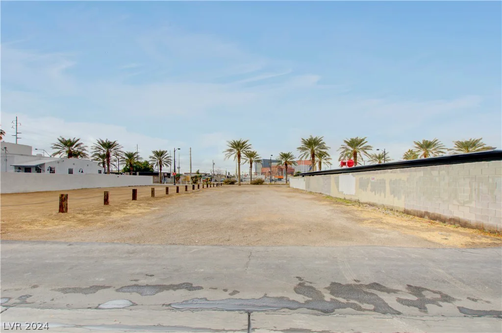 715 Casino Center, Las Vegas, NV 89101