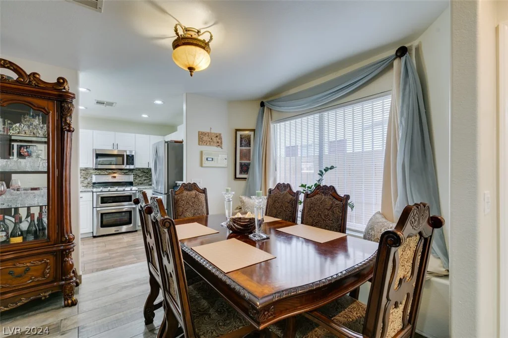 8457 Birthstone, Las Vegas, NV 89147