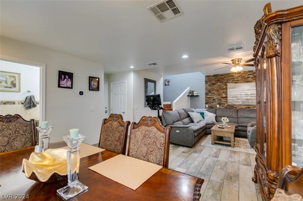 8457 Birthstone, Las Vegas, NV 89147