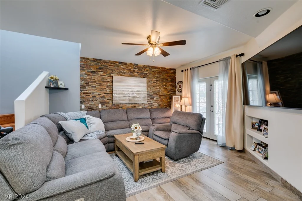 8457 Birthstone, Las Vegas, NV 89147