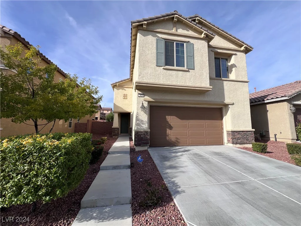 7421 Old Compton, Las Vegas, NV 89166