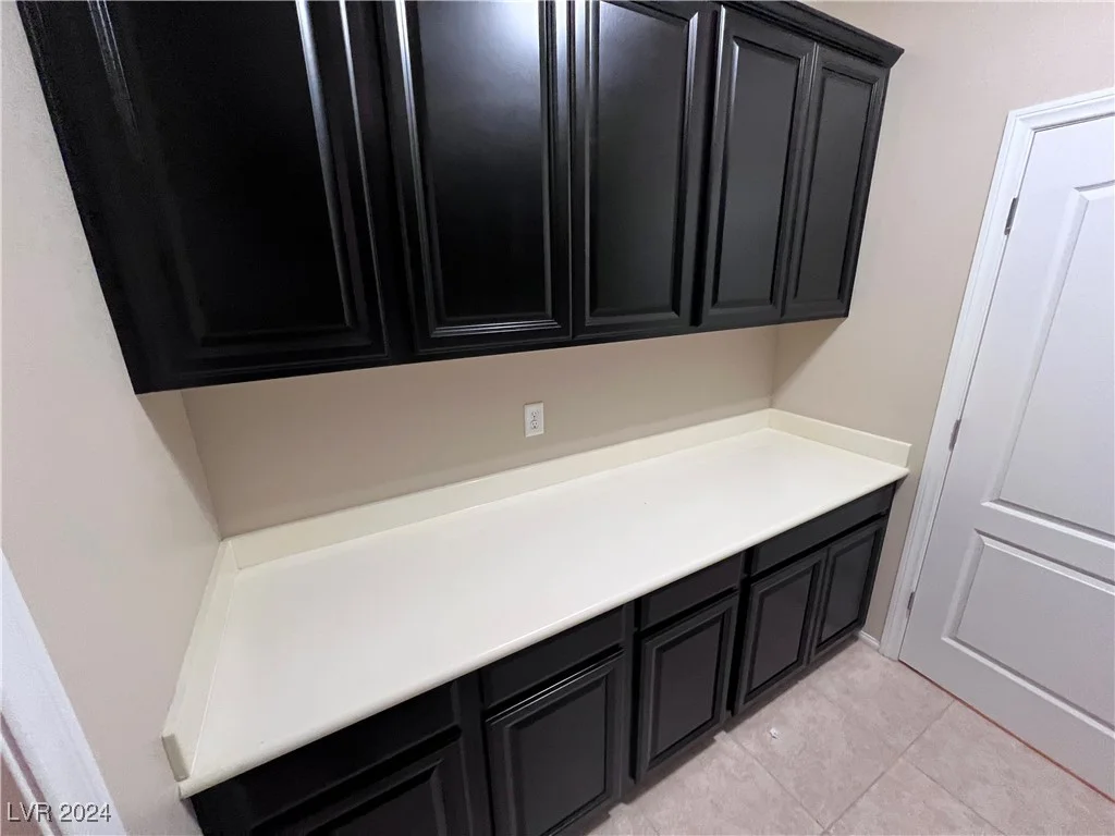 7421 Old Compton, Las Vegas, NV 89166