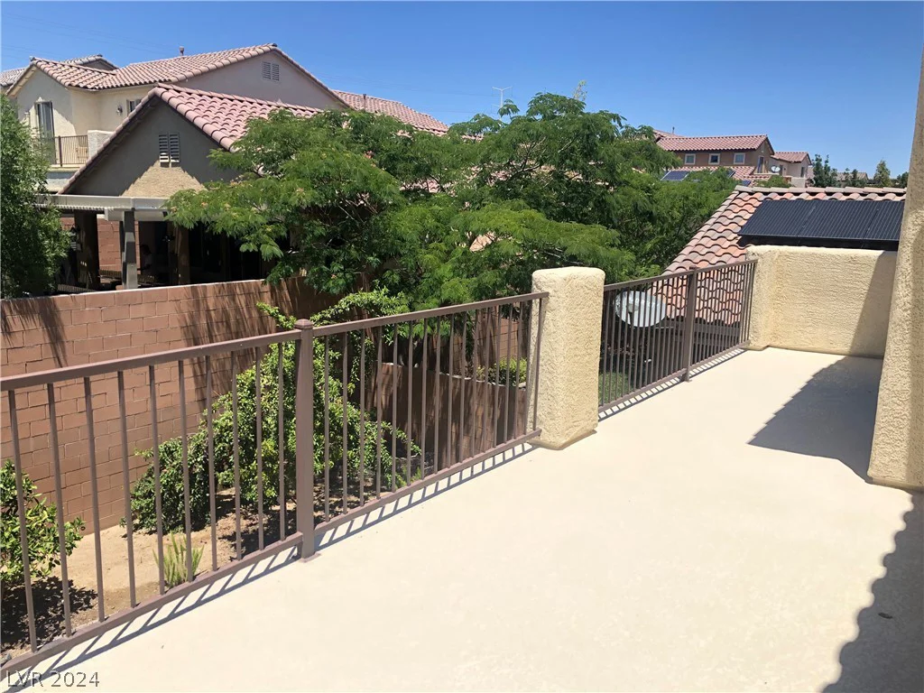 7421 Old Compton, Las Vegas, NV 89166