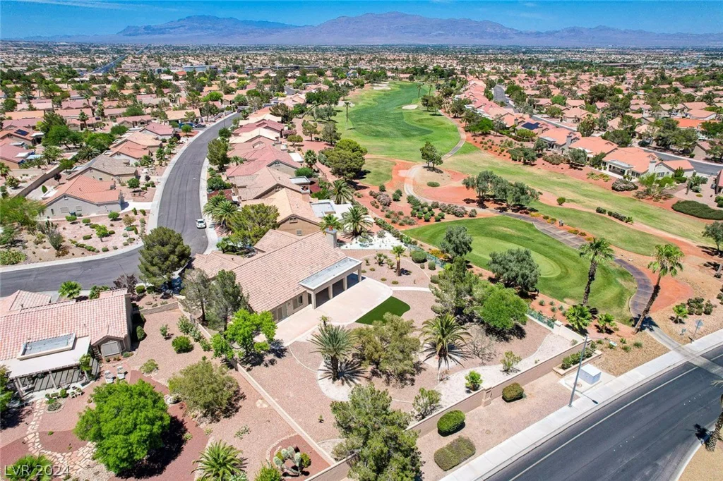 9201 Cactus Wood, Las Vegas, NV 89134