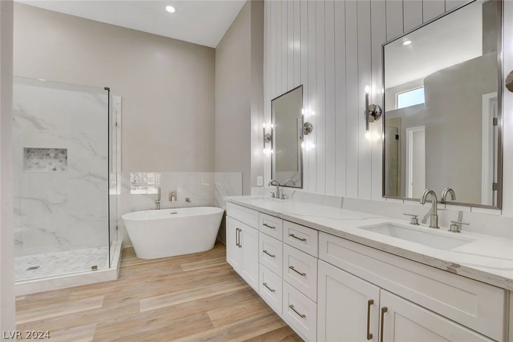 9201 Cactus Wood, Las Vegas, NV 89134