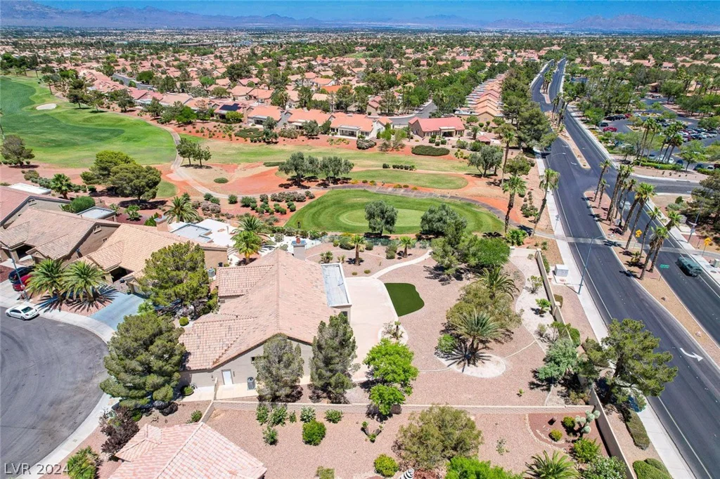 9201 Cactus Wood, Las Vegas, NV 89134